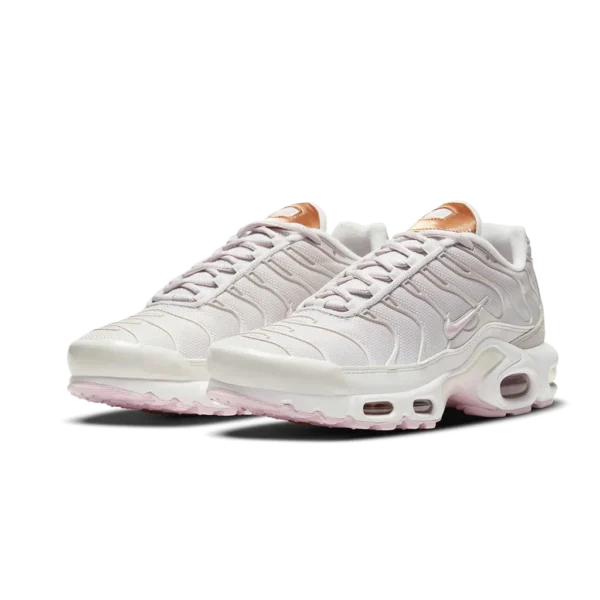 ⁦Nike Air Max Plus Vast Grey Metallic Copper⁩ – תמונה ⁦2⁩
