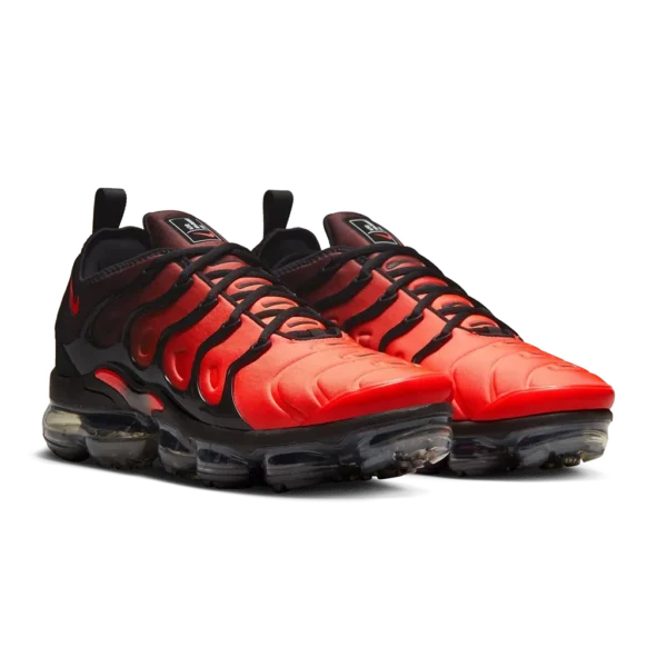 ⁦Nike Air VaporMax Plus Darth Maul⁩ – תמונה ⁦2⁩