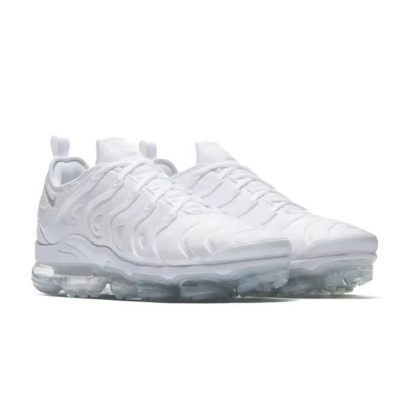 ⁦Nike Air Vapormax Plus White⁩ – תמונה ⁦2⁩