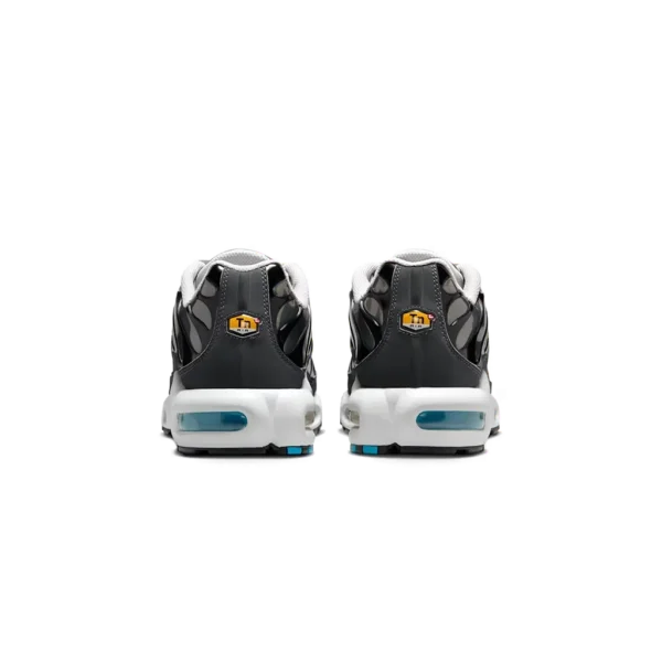 ⁦Air Max Plus Iridescent⁩ – תמונה ⁦3⁩