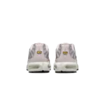 ⁦Nike Air Max Plus Platinum Violet⁩ – תמונה ⁦3⁩