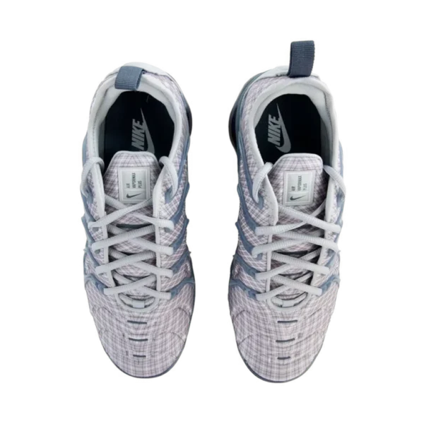 ⁦Nike Air VaporMax Plus Wolf Grey Dark Grey White⁩ – תמונה ⁦3⁩