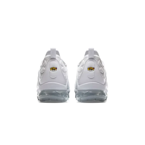 ⁦Nike Air Vapormax Plus White⁩ – תמונה ⁦3⁩