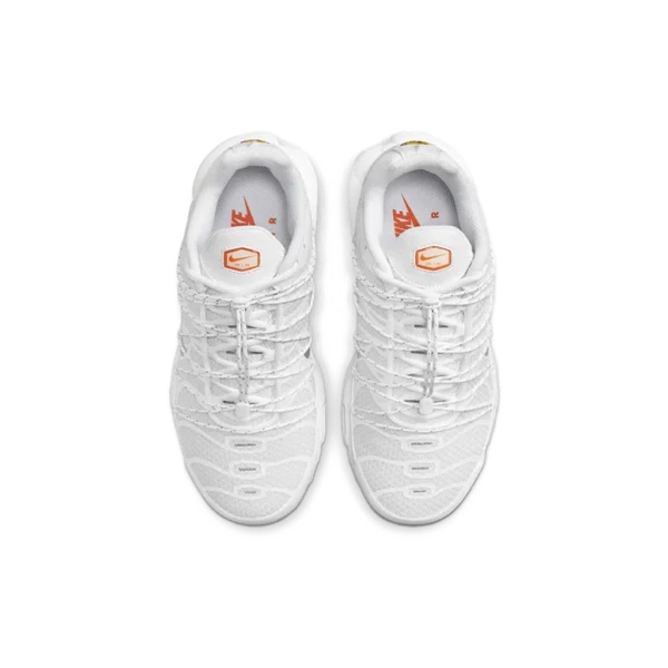 ⁦Nike Air Max Plus Utility White Safety Orange⁩ – תמונה ⁦4⁩