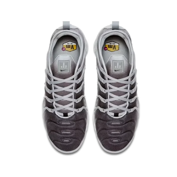 ⁦Nike Air VaporMax Plus Silver Gradient⁩ – תמונה ⁦4⁩
