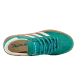 ⁦Adidas x Sporty & Rich Handball Spezial Green Core White Gum⁩ – תמונה ⁦3⁩