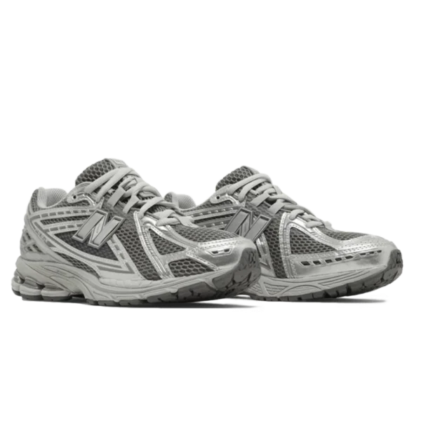 ⁦New Balance 1906 Harbor Grey Silver Metallic Concrete⁩ – תמונה ⁦2⁩