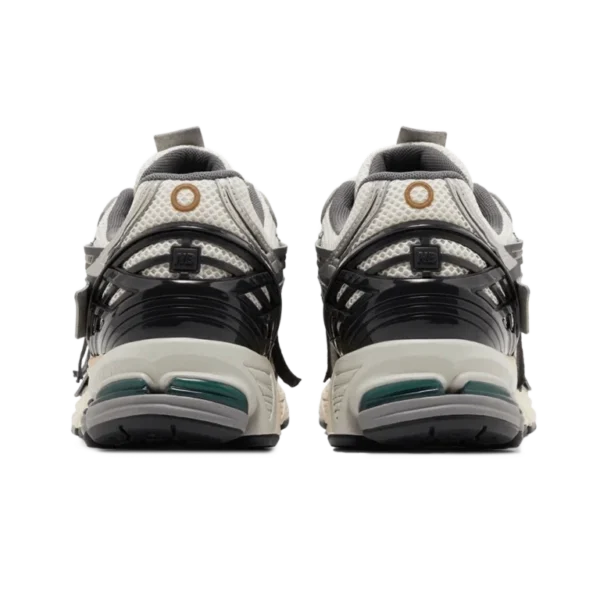 ⁦New Balance 1906 "Tech Explosion" Silver Metallic Gold⁩ – תמונה ⁦3⁩