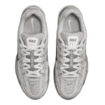 ⁦Nike P-6000 Premium Light Iron Ore Photon Dust Metallic Silver⁩ – תמונה ⁦4⁩