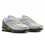 ⁦Nike Air Max Plus 3 Metallic Silver Opti Yellow Light Smoke Grey⁩ – תמונה ⁦2⁩