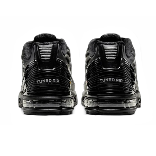 ⁦Nike Air Max Plus 3 Black Wolf Grey⁩ – תמונה ⁦3⁩