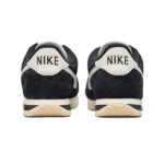 ⁦Nike Cortez Vintage Black Sail Coconut Milk Orange⁩ – תמונה ⁦3⁩
