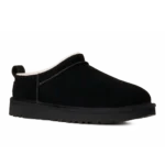 ⁦UGG Classic Micro Black⁩ – תמונה ⁦2⁩