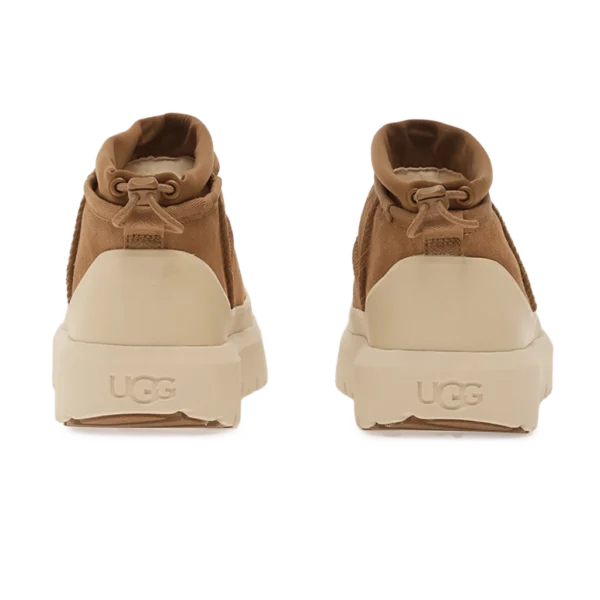 ⁦UGG Classic Ultra Mini Weather Hybrid Boots Chestnut Whitecap⁩ – תמונה ⁦3⁩