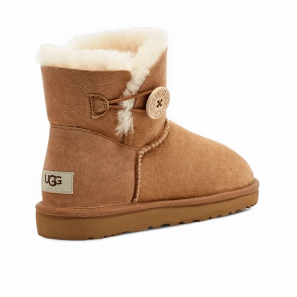 ⁦UGG Mini Bailey Button II Chestnut⁩ – תמונה ⁦3⁩