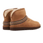 ⁦UGG Classic Mini Crescent Chestnut⁩ – תמונה ⁦3⁩