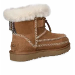 ⁦UGG Classic Mini Alpine Boots Chestnut⁩ – תמונה ⁦3⁩