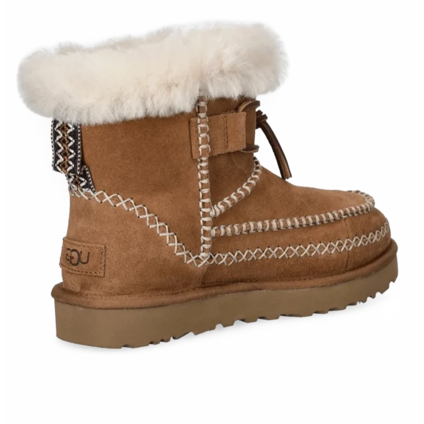 ⁦UGG Classic Mini Alpine Boots Chestnut⁩ – תמונה ⁦3⁩