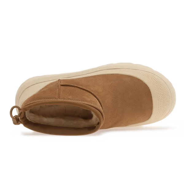 ⁦UGG Classic Ultra Mini Weather Hybrid Boots Chestnut Whitecap⁩ – תמונה ⁦4⁩