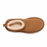 ⁦UGG Classic Ultra Mini New Heights Boots Chestnut⁩ – תמונה ⁦4⁩