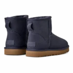 ⁦UGG Classic Mini II Boots Dark Indigo⁩ – תמונה ⁦3⁩