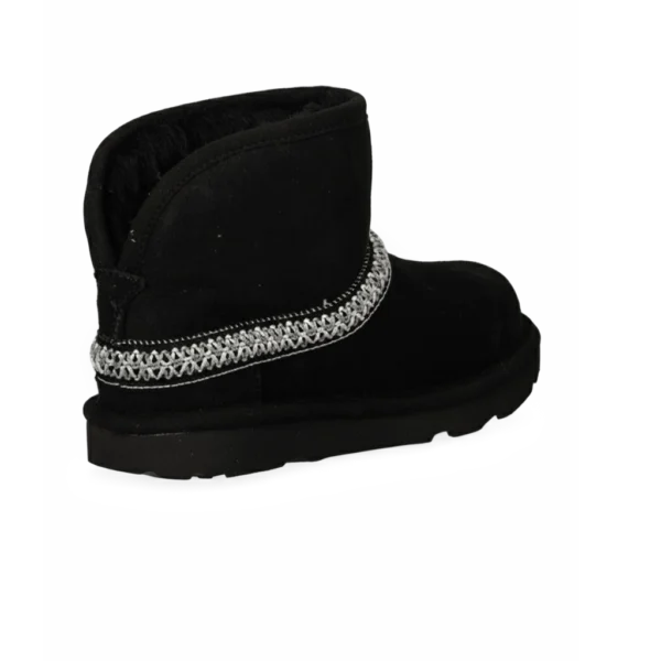 ⁦UGG Classic Mini Crescent Black⁩ – תמונה ⁦3⁩