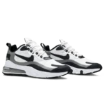 ⁦Nike Air Max 270 React Oreo⁩ – תמונה ⁦2⁩