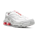 ⁦Nike Shox Ride 2 SP x Supreme White Grey Fog⁩ – תמונה ⁦2⁩