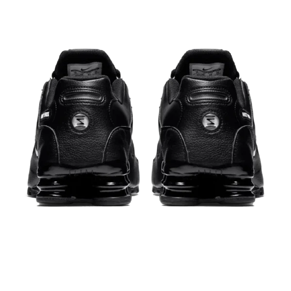⁦Nike Shox NZ Black White⁩ – תמונה ⁦3⁩