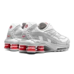 ⁦Nike Shox Ride 2 SP x Supreme White Grey Fog⁩ – תמונה ⁦3⁩