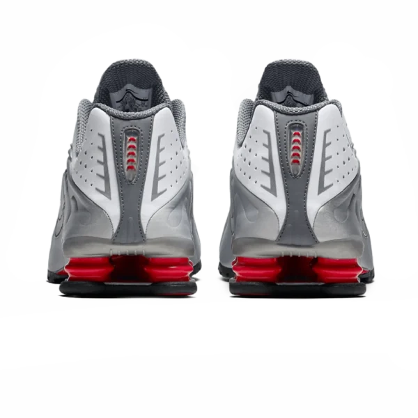 ⁦Nike Shox R4 Metallic Silver Comet Red⁩ – תמונה ⁦3⁩
