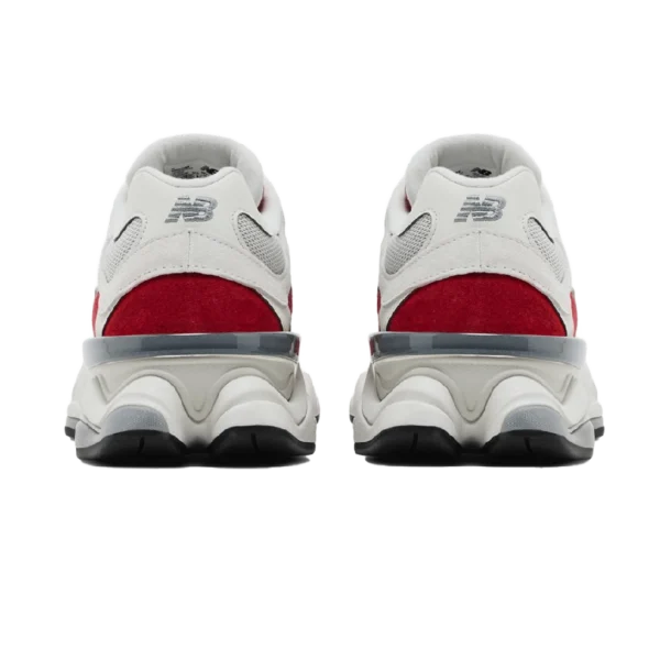 ⁦New Balance 9060 Reflection True Red⁩ – תמונה ⁦3⁩
