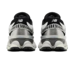 ⁦New Balance 9060 x Shoe Palace Metallic Silver Black⁩ – תמונה ⁦3⁩