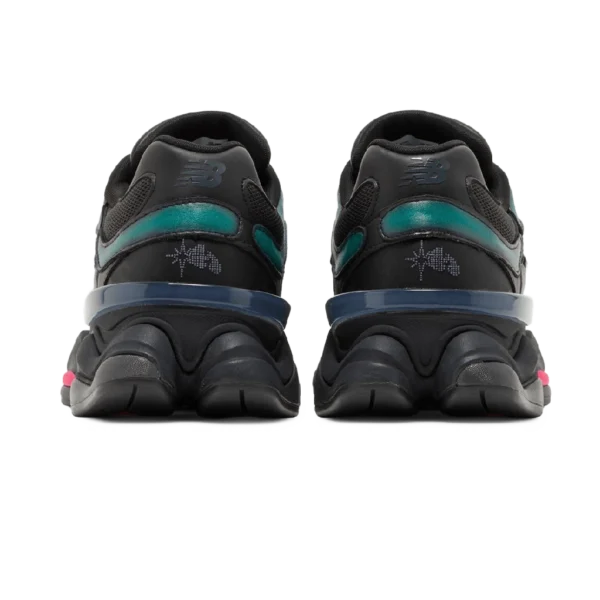 ⁦New Balance 9060 x Mowalola Burglarwear Teal⁩ – תמונה ⁦3⁩
