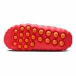 ⁦Nike Mind 001 Pregame Mule Solar Red Hyper Crimson⁩ – תמונה ⁦5⁩