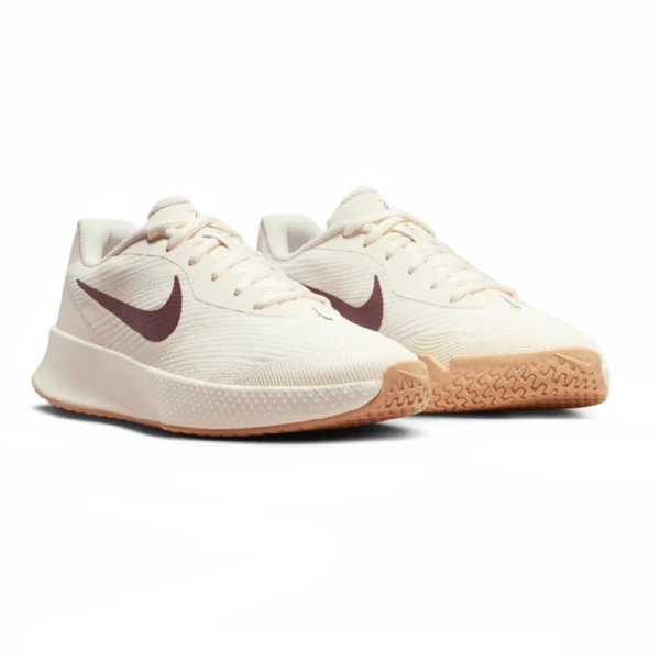 ⁦Nike Court Vapor Lite 3 Pale Ivory Vachetta Tan⁩ – תמונה ⁦2⁩
