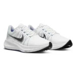 ⁦Nike Air Zoom Winflo 8 Platinum Tint Black⁩ – תמונה ⁦2⁩
