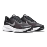 ⁦Nike Air Zoom Winflo 8 Black White⁩ – תמונה ⁦2⁩