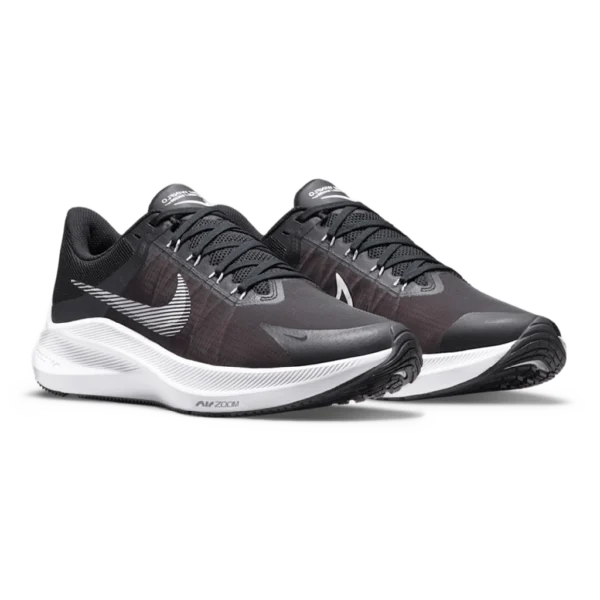 ⁦Nike Air Zoom Winflo 8 Black White⁩ – תמונה ⁦2⁩