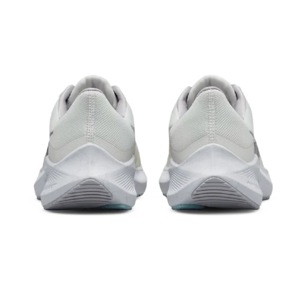 ⁦Nike Zoom Winflo 8 Phantom Metallic Luster⁩ – תמונה ⁦3⁩
