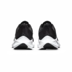 ⁦Nike Air Zoom Winflo 8 Black White⁩ – תמונה ⁦3⁩