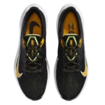 ⁦Nike Air Zoom Winflo 7 Black University Gold⁩ – תמונה ⁦4⁩