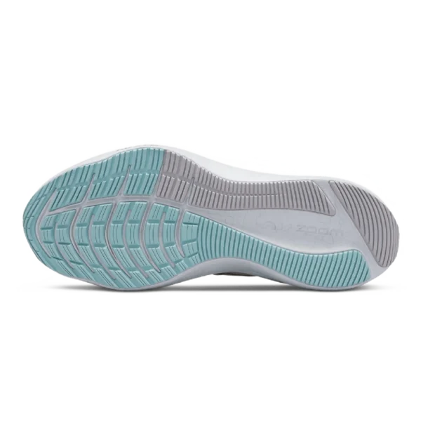 ⁦Nike Zoom Winflo 8 Phantom Metallic Luster⁩ – תמונה ⁦5⁩