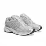 ⁦Adidas Adistar Cushion Cloud White Grey Silver Metallic⁩ – תמונה ⁦2⁩