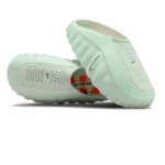 ⁦Nike Mind 001 Mule Barely Green Chrome Hyper⁩ – תמונה ⁦2⁩