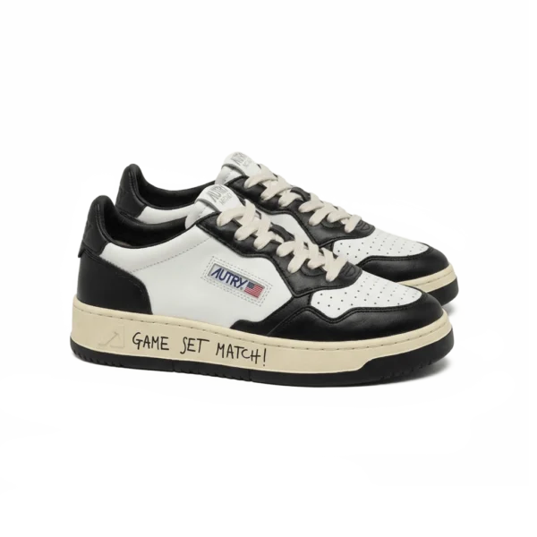 ⁦Autry Medalist Low Sneakers "Game Set Match" White Black Leather⁩ – תמונה ⁦2⁩
