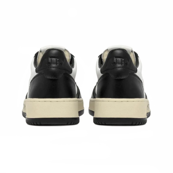 ⁦Autry Medalist Low Sneakers "Game Set Match" White Black Leather⁩ – תמונה ⁦3⁩