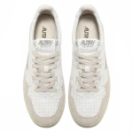 ⁦Autry Medalist Low Sneakers All White Leather⁩ – תמונה ⁦4⁩