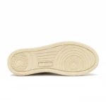 ⁦Autry Medalist Low Sneakers White Silver Leather⁩ – תמונה ⁦5⁩
