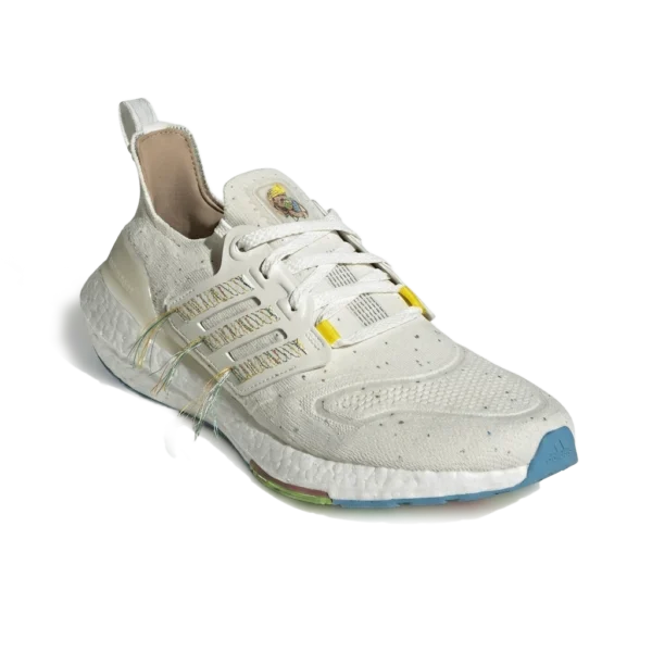 ⁦Adidas Ultraboost 22 White Light Yellow⁩ – תמונה ⁦2⁩
